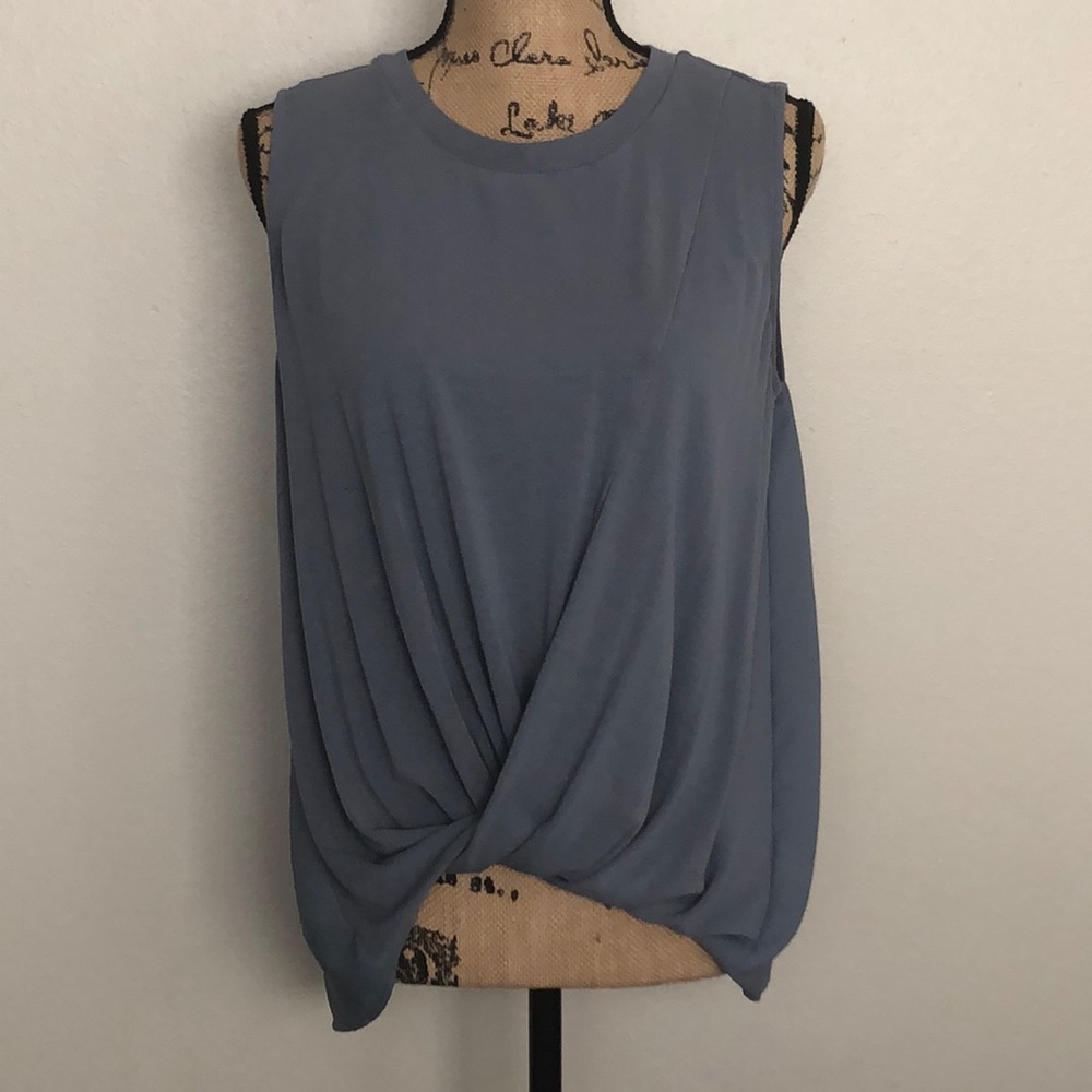 &. Layered Knotted Twist Front Tank Top